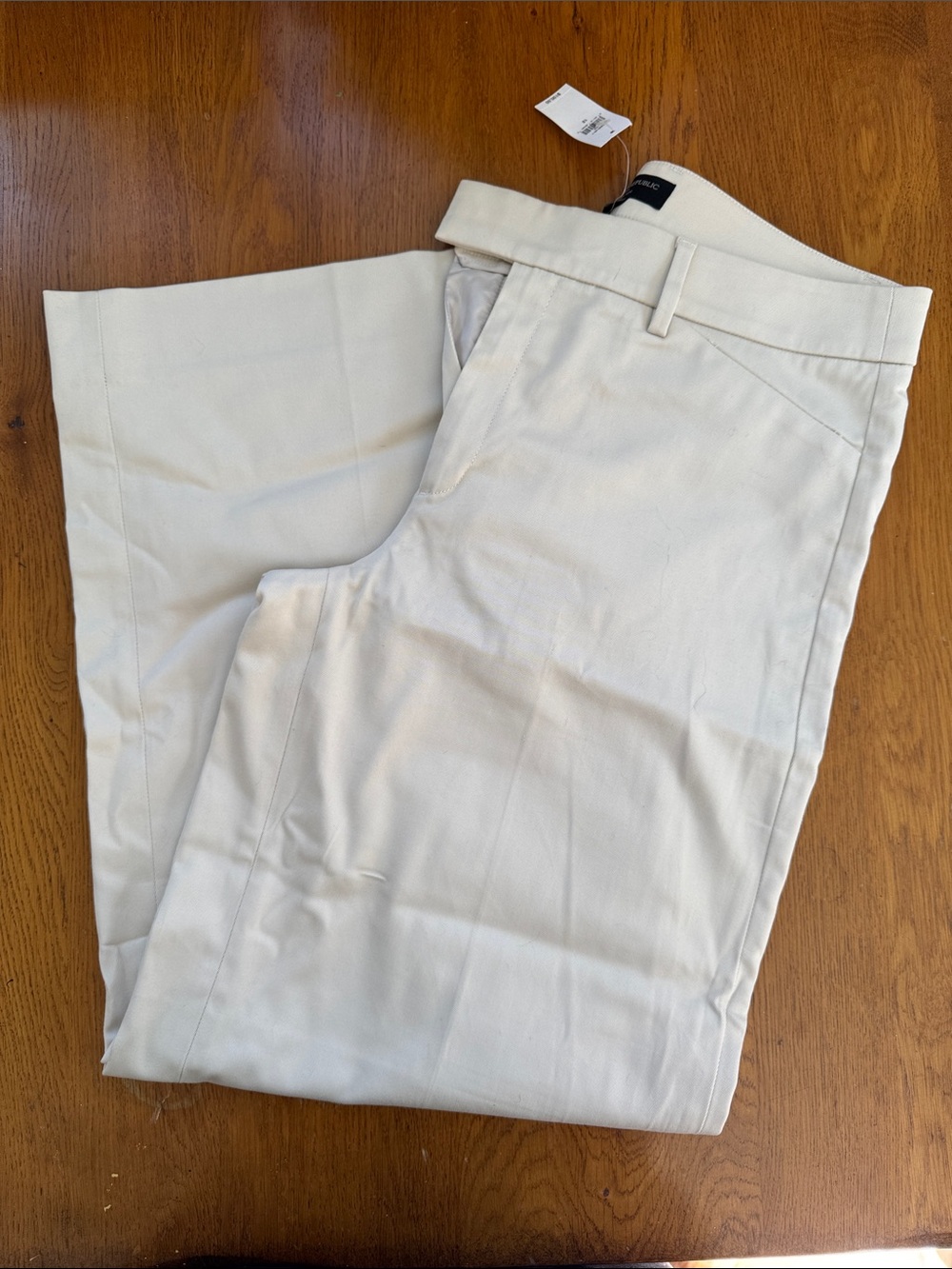 NWT Women’s BANANA REPUBLIC Cream Wide Leg Dress Pants
